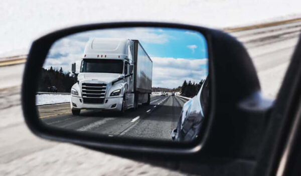 Big Rig Crash Settlements: What to Expect When Filing a Claim in California