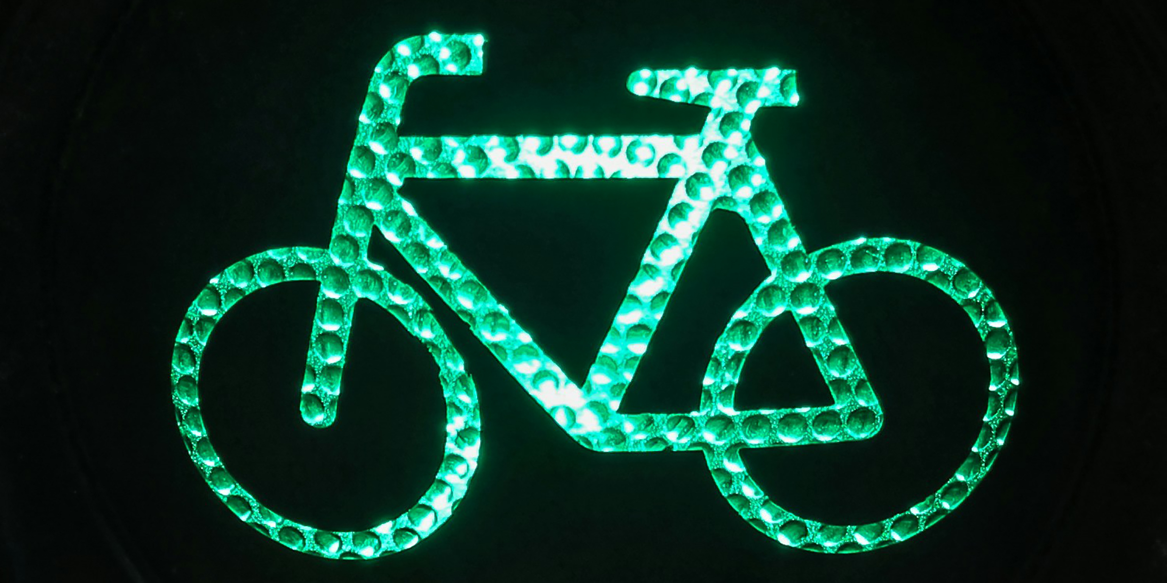 Bakersfield’s Bike Lane Debate: Grand Jury Report Sparks Controversy and Why Safety Must Come First