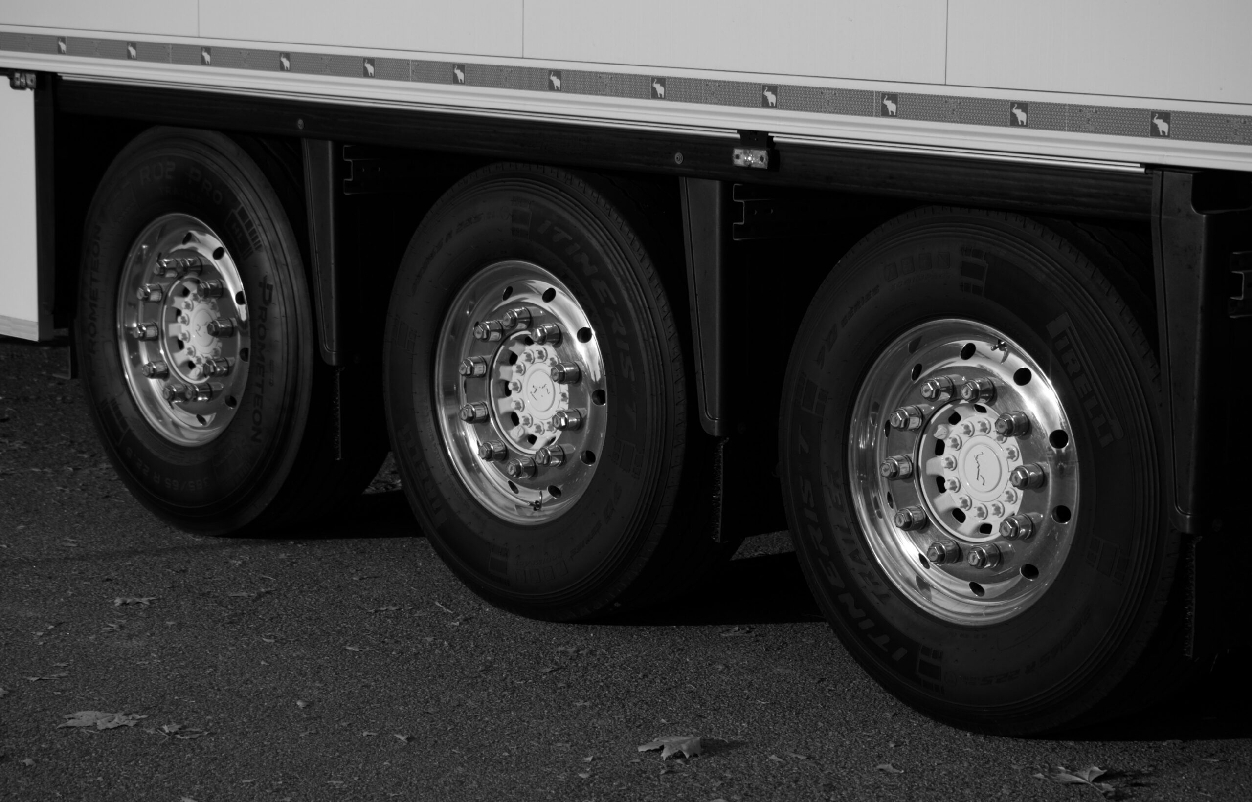 Big Rig Accident | Arredondo Sicairos v. M Hernandez Transportation LLC, et al.